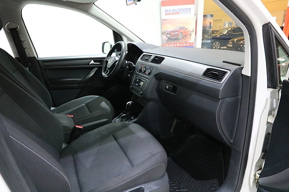 Volkswagen Caddy Maxi 8 of 15