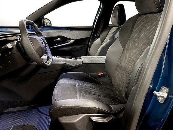 Peugeot 3008 4 of 5