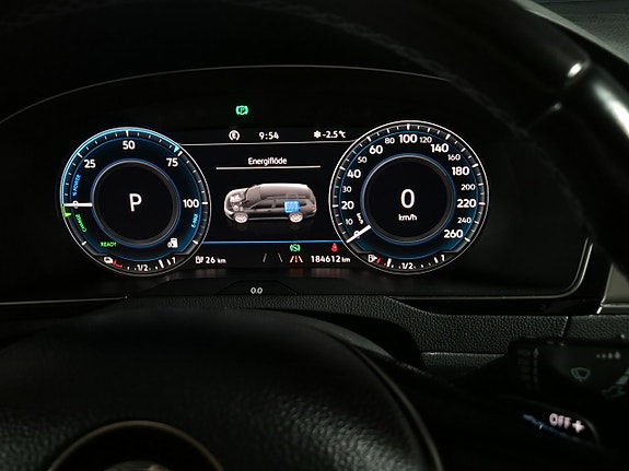 Volkswagen Passat 15 of 27