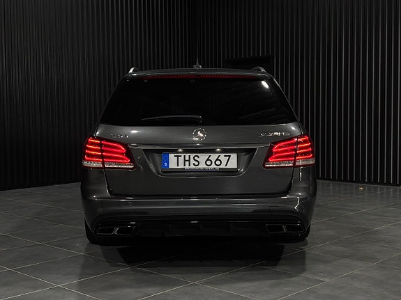Mercedes-Benz E63 5 of 26