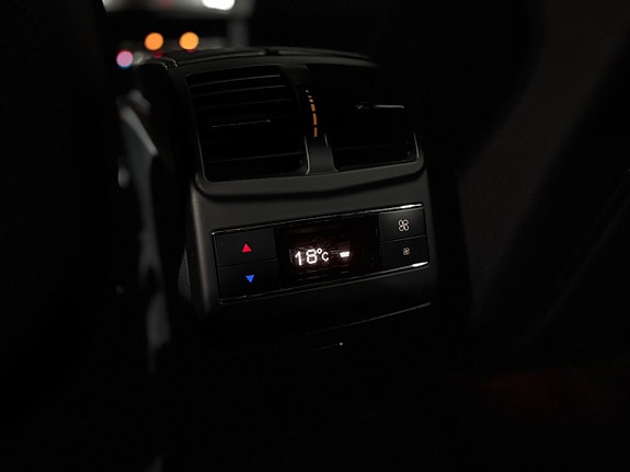 Mercedes-Benz E63 26 of 26