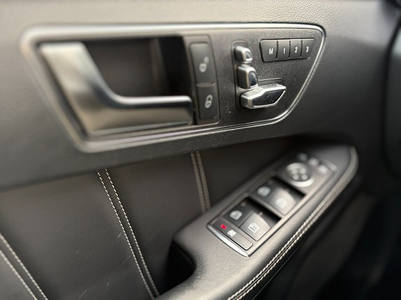 Mercedes-Benz E63 23 of 26