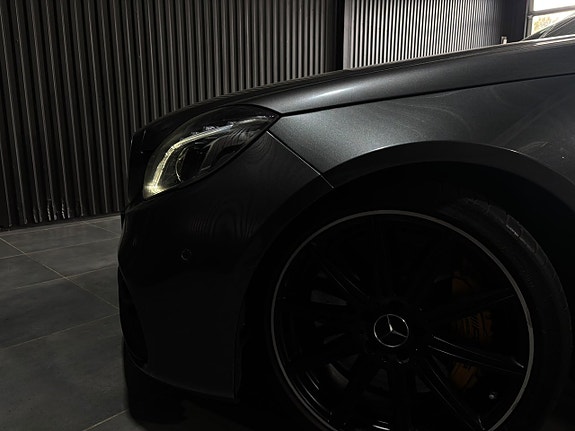 Mercedes-Benz E63 10 of 26