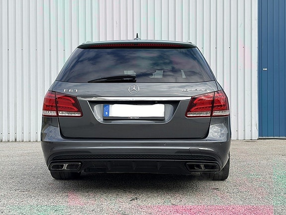 Mercedes-Benz E63 7 of 26