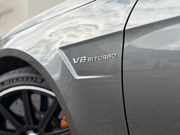 Mercedes-Benz E63 11 of 26