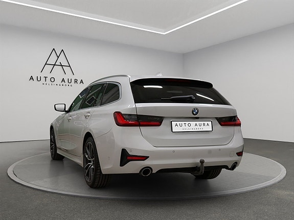 BMW 330d 6 of 24