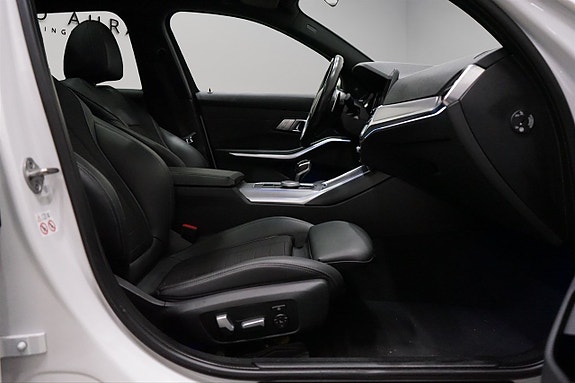 BMW 330d 22 of 24