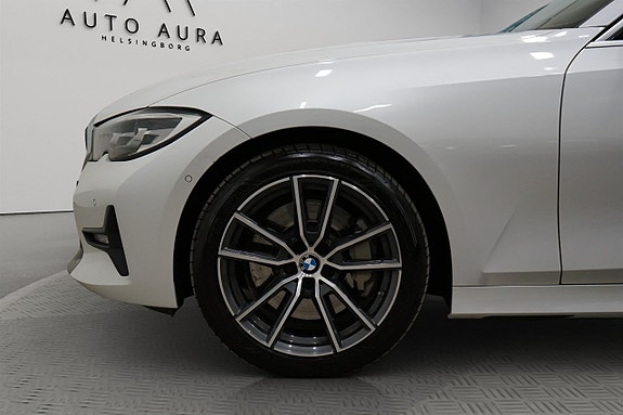 BMW 330d 7 of 24