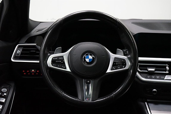 BMW 330d 13 of 24