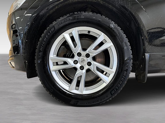 Volvo XC60 8 of 18