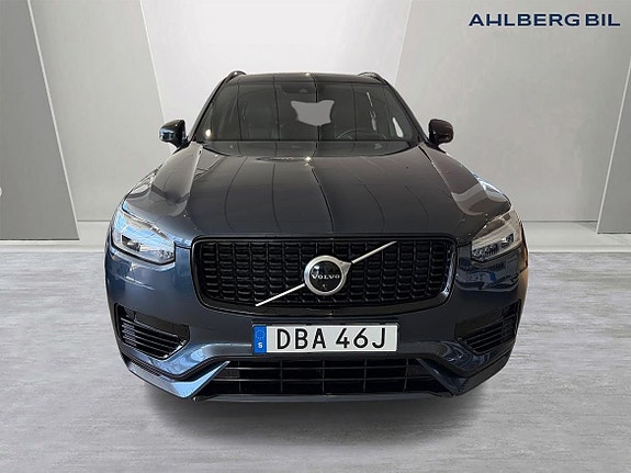 Volvo XC90 4 of 21