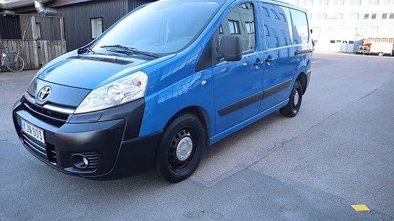 Toyota Proace 2 of 5