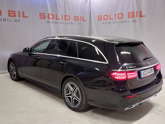 Mercedes-Benz E300 5 of 21