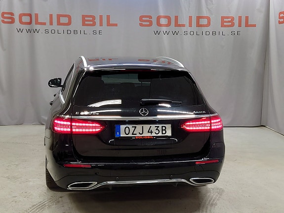 Mercedes-Benz E300 6 of 21