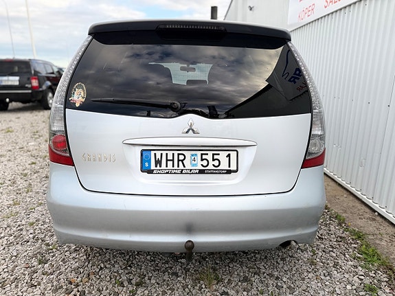 Mitsubishi Grandis 13 of 13