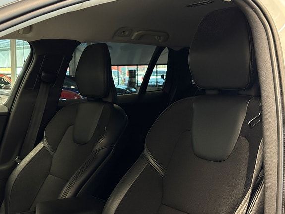 Volvo V60 14 of 26