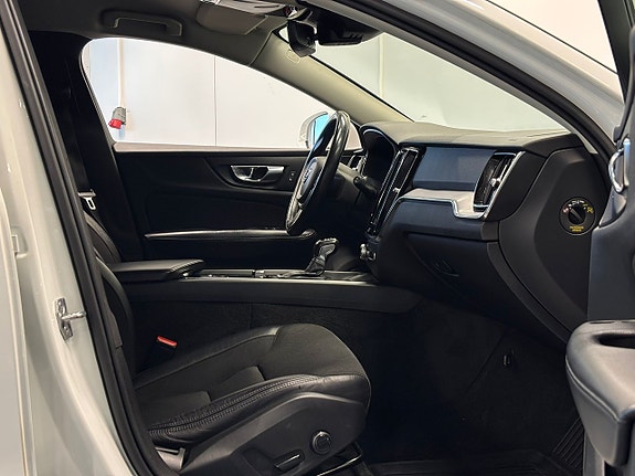 Volvo V60 24 of 26