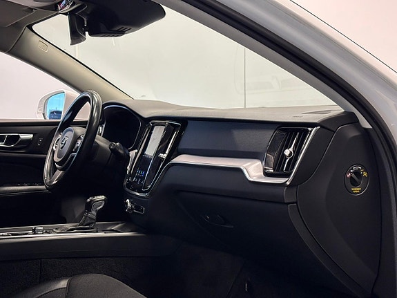 Volvo V60 25 of 26