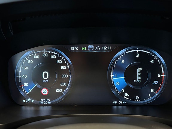 Volvo V60 17 of 26