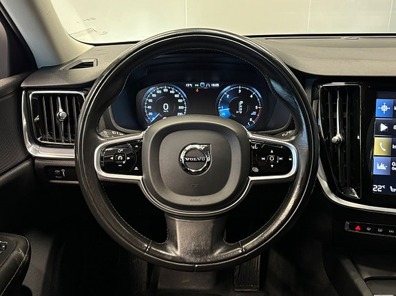 Volvo V60 16 of 26