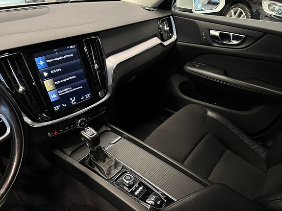 Volvo V60 18 of 26