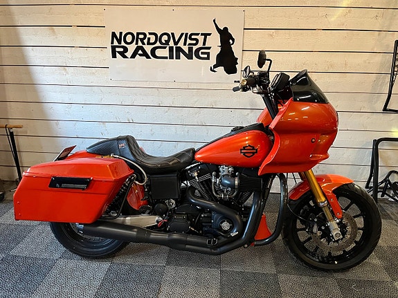 Harley-Davidson Dyna Super Glide FXDXT 103" ÖHLINS *Fri frakt