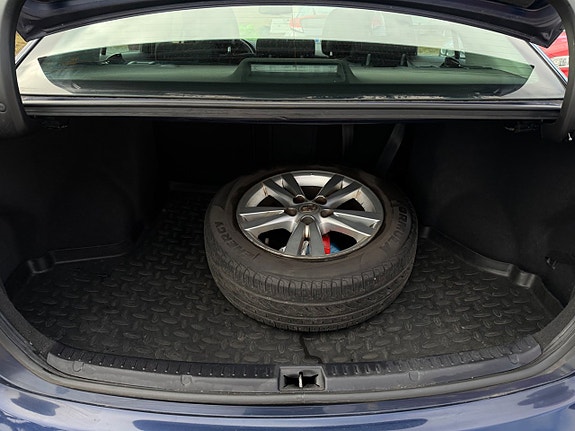 Toyota Avensis 9 of 9