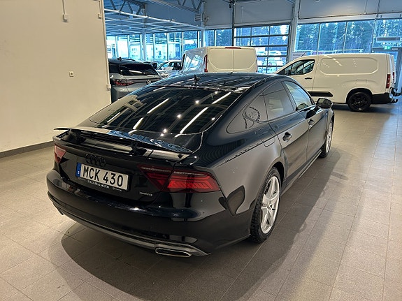 Audi A7 3 of 5