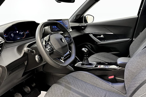 Peugeot 2008 5 of 5