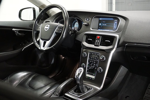 Volvo V40 9 of 27