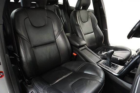 Volvo V40 16 of 27