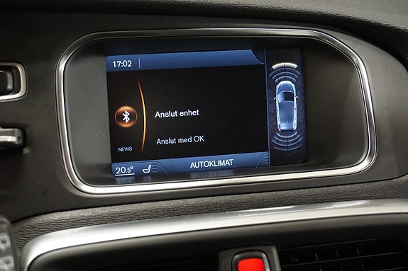 Volvo V40 21 of 27