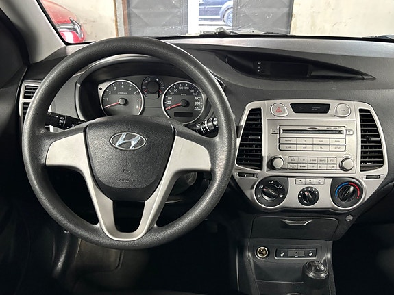 Hyundai i20 13 of 14