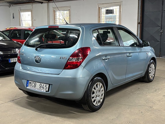 Hyundai i20 6 of 14