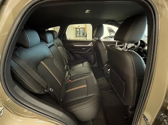 Mazda CX-60 8 of 17
