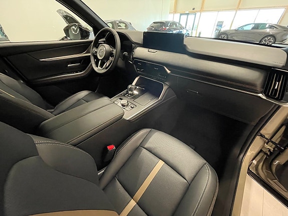 Mazda CX-60 6 of 17