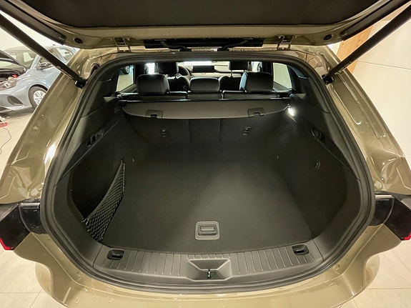Mazda CX-60 10 of 17