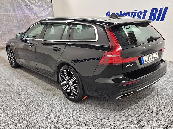 Volvo V60 5 of 10