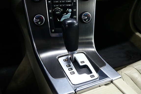 Volvo V60 18 of 24