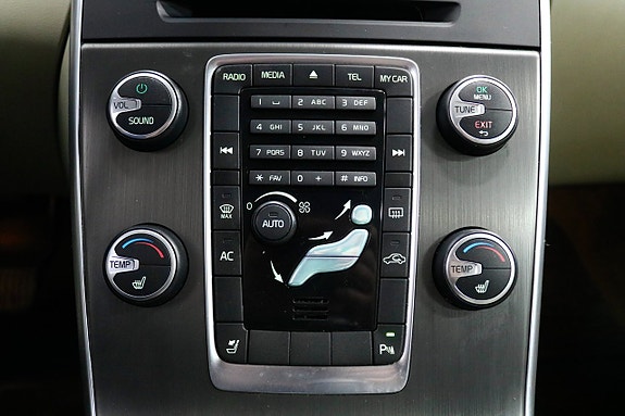 Volvo V60 17 of 24