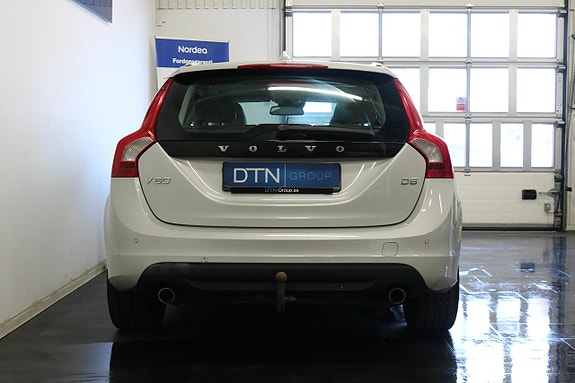Volvo V60 4 of 24