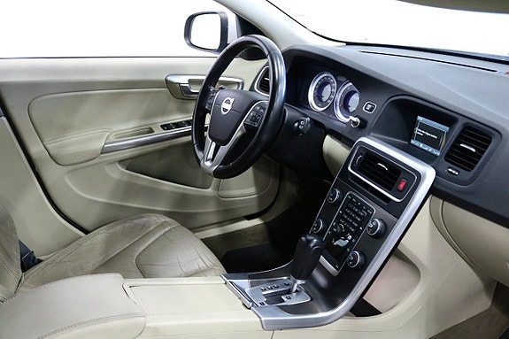 Volvo V60 7 of 24