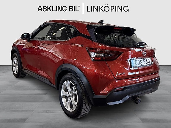 Nissan Juke 2 of 5