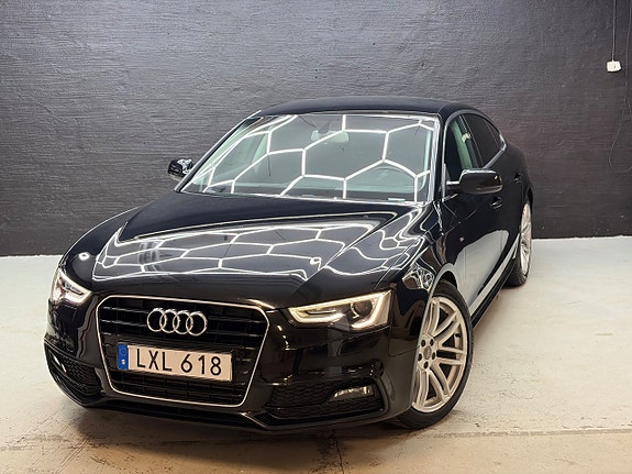 Audi A5 2 of 23