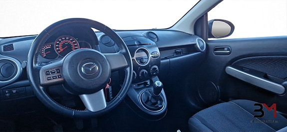 Mazda 2 16 of 20