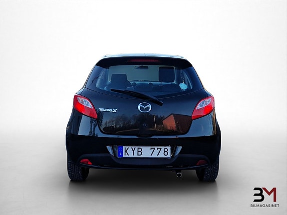 Mazda 2 5 of 20