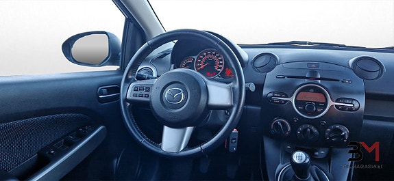 Mazda 2 14 of 20