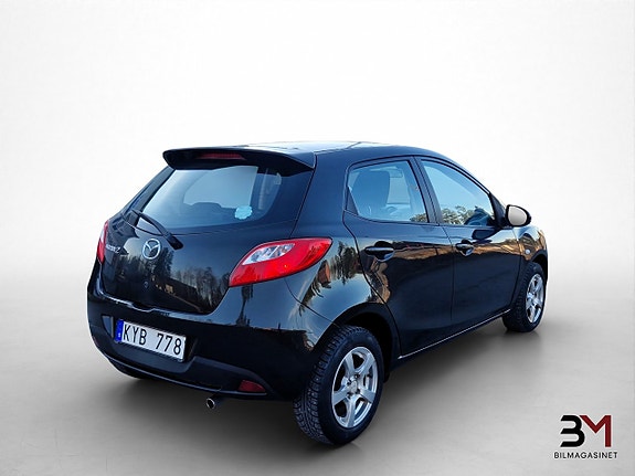 Mazda 2 6 of 20