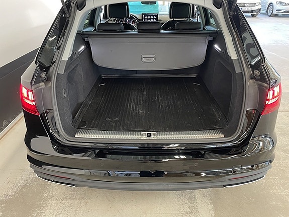 Audi A4 10 of 26