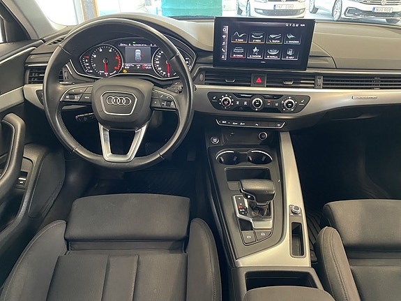 Audi A4 15 of 26